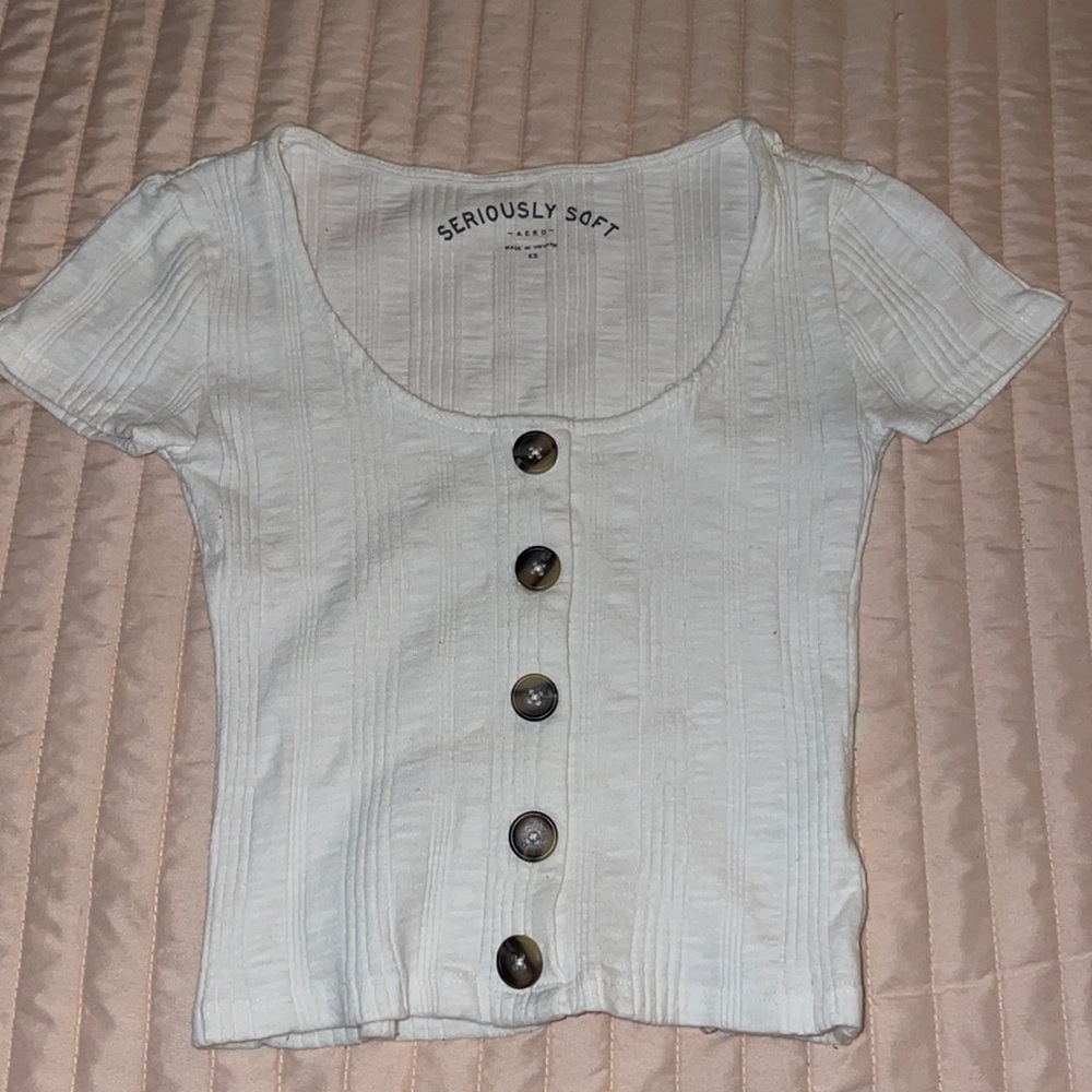 Women’s white tee